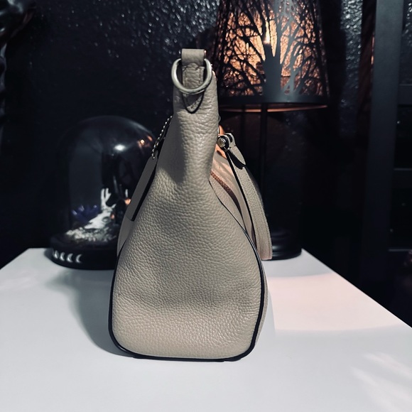 Tan coach crossbody purse - Picture 3 of 4